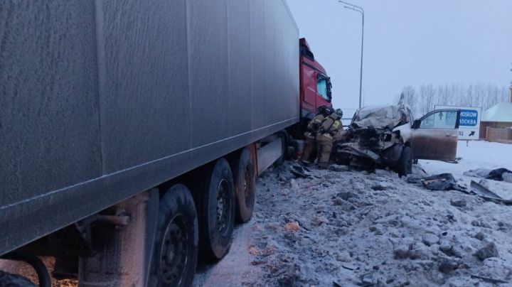 Лениногорские автоинспекторы предупреждают о соблюдении скоростного режима в связи с авариями