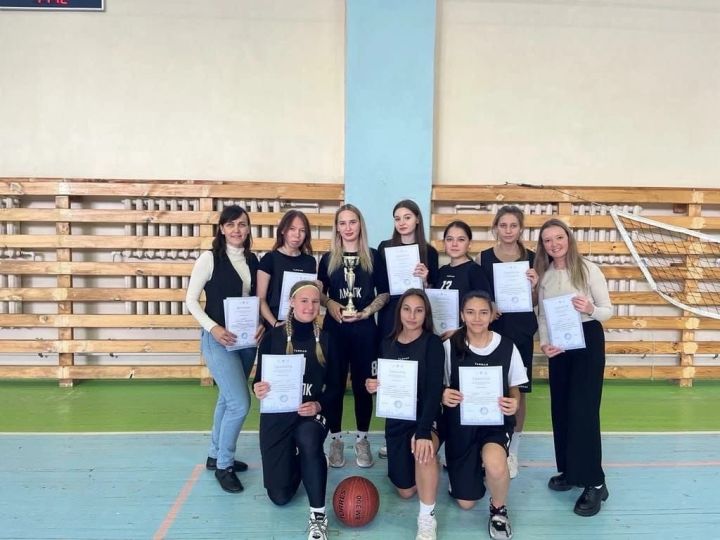 Команда Лениногорского музыкально-художественного колледжа одержала победу в зональных соревнованиях по баскетболу