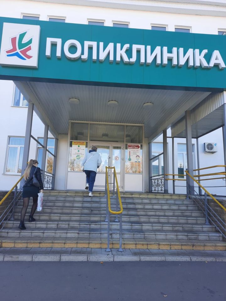 В Лениногорск поступила новая партия вакцины от гриппа — 7000 доз