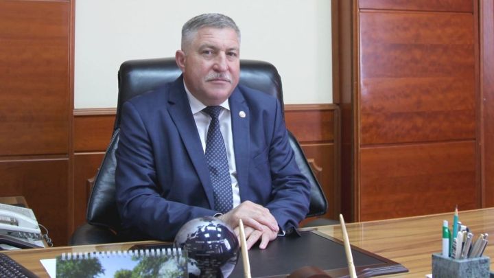 Поздравление Главы Лениногорского района Рягата Хусаинова с Днем сотрудника органов внутренних дел Российской Федерации