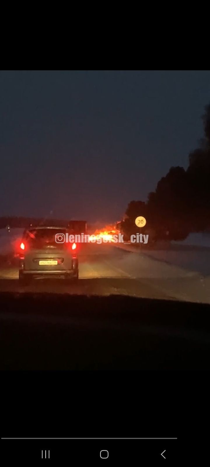 На трассе Бугульма-Лениногорск произошла авария с возгоранием автомобиля