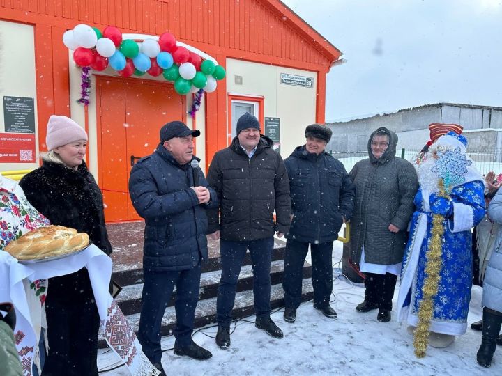 В селе Мордовская Кармалка открылся новый фельдшерско-акушерный пункт