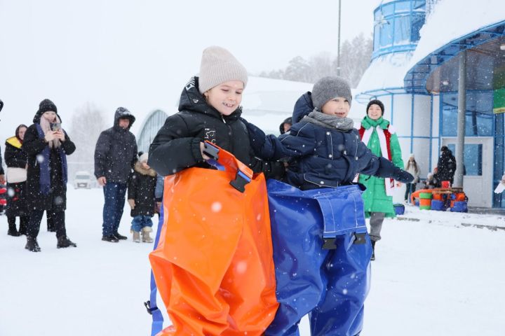 В Лениногорске дети подготовили подарки к Новому году