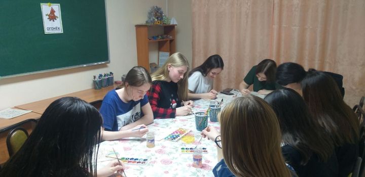 Студенты Лениногорского нефтяного техникума готовятся ко Дню смеха