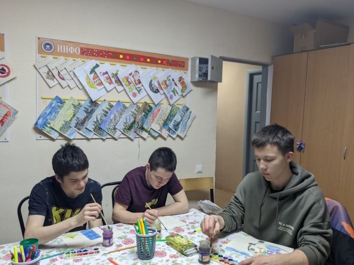 В общежитии Лениногорского нефтяного техникума проходит усиленная подготовка к празднованию 1 апреля