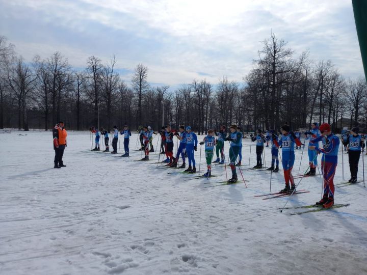 Лениногорский лыжник вернулся с республиканских соревнований с серебром