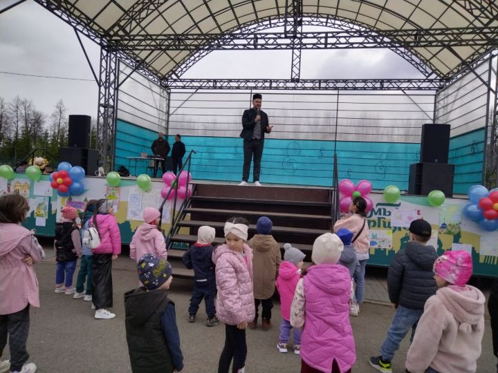 В Лениногорске проходит большой семейный праздник в честь Ураза-Байрам