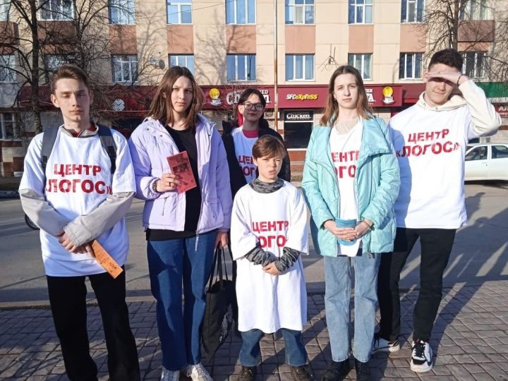 В Лениногорске волонтёры провели промо-акцию про ЗОЖ
