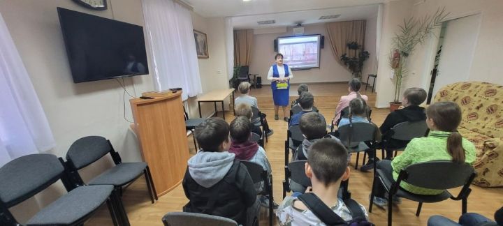 В Лениногорске детям из семей в социально-опасном положении рассказали о правилах безопасности дорожного движения