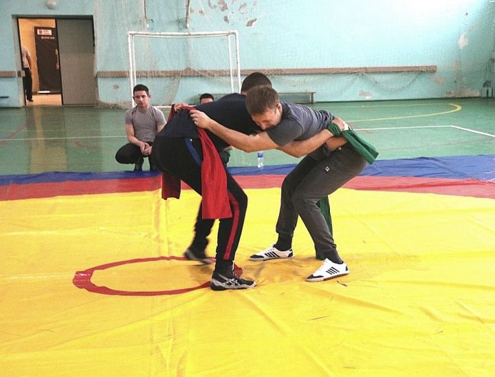 В Лениногорске прошёл открытый турнир по национальной борьбе «кореш»