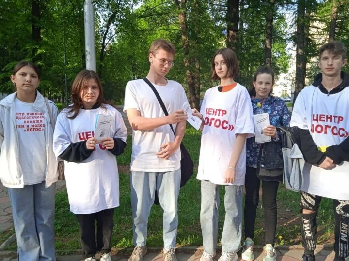 В Лениногорске волонтеры  рассказывали горожанам о проблеме СПИДа