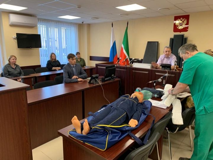 Судей Лениногорска обучили оказанию первой медицинской помощи