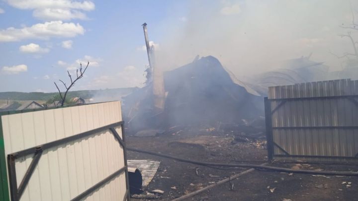 В Лениногорском районе произошел пожар в жилом доме