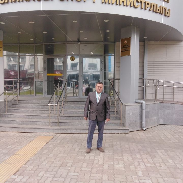 Андрей Федорук из Лениногорска получил благодарность от министра спорта РФ Олега Матыцина