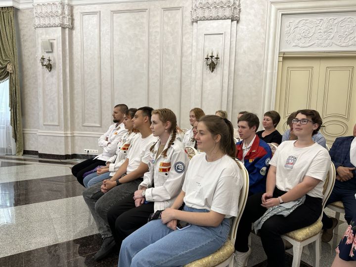 В Лениногорск для работы в медучреждениях прибыл студенческий медицинский отряд