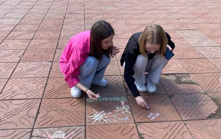 В Лениногорске молодёжный центр «Форпост» провёл акцию «Мы против алкоголя!»