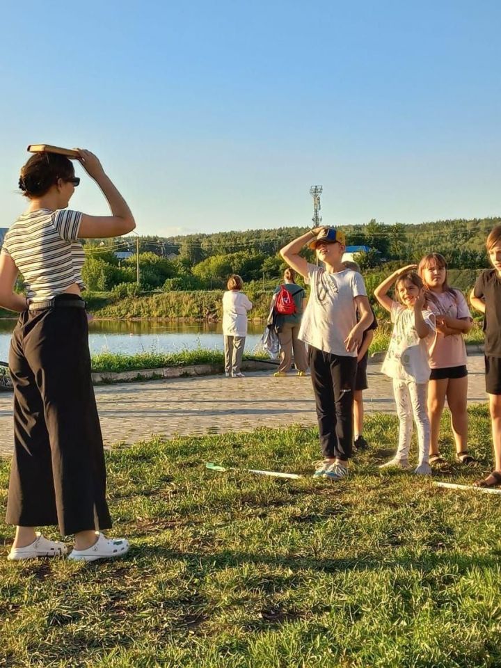 В микрорайонах Лениногорска проходят игровые программы для детей и подростков