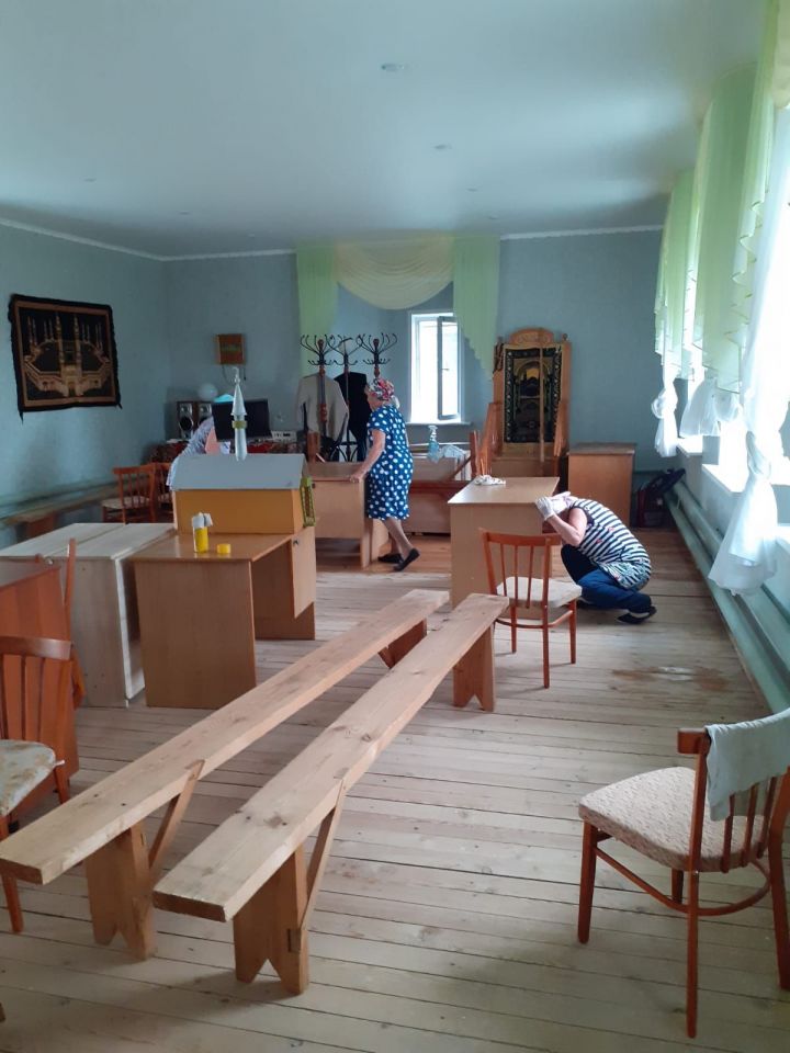 В мечети села Урдала Лениногорского района жительницы села провели генеральную уборку