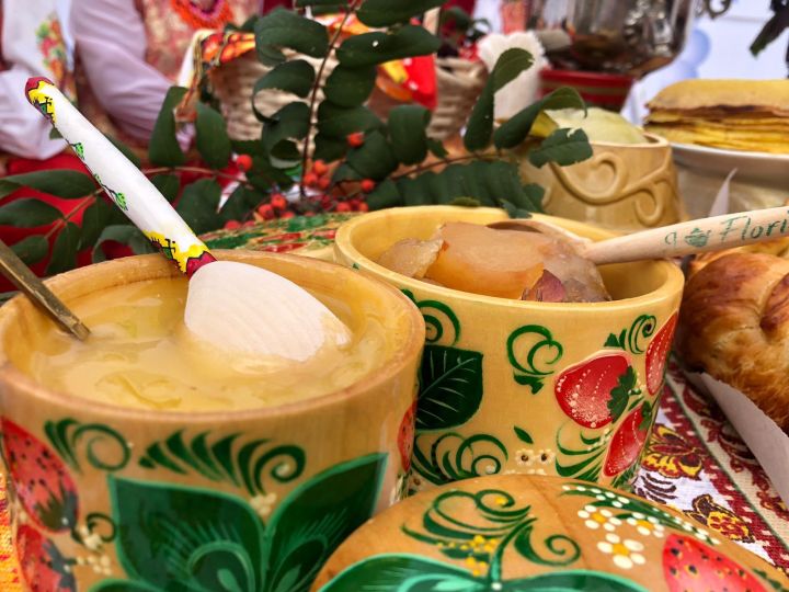 В Лениногорске проходит праздник орехового, яблочного и медового спаса
