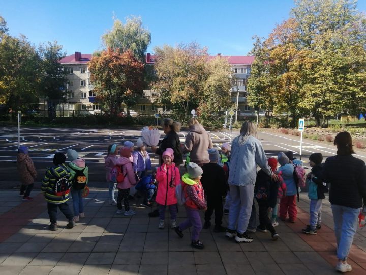 В новом детском автогородке Лениногорска начались познавательные занятия для дошкольников