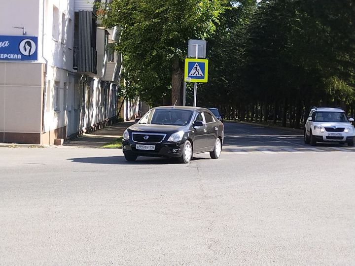 Таксистов Лениногорска коснутся новые правила в сфере перевозок легковым такси