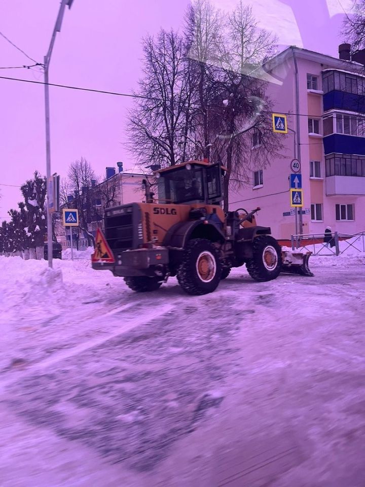 Каким образом проходит уборка снега в Лениногорске?