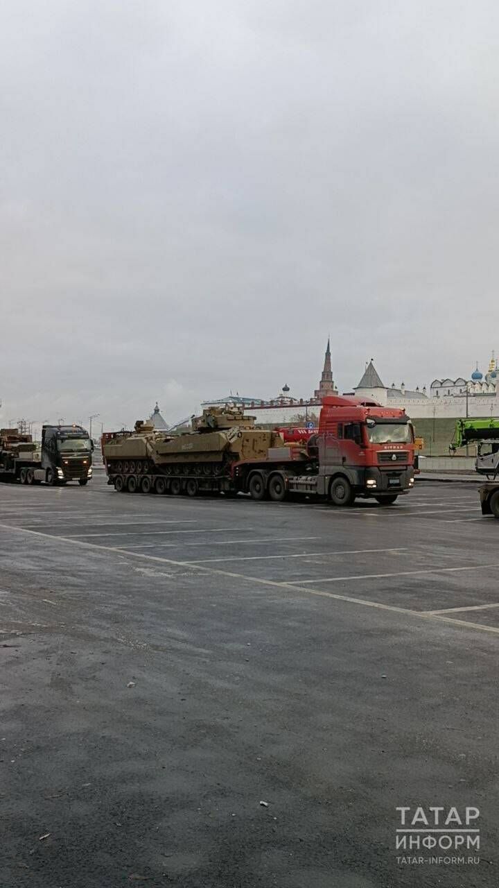 В Казань доставили выставку трофейной техники НАТО