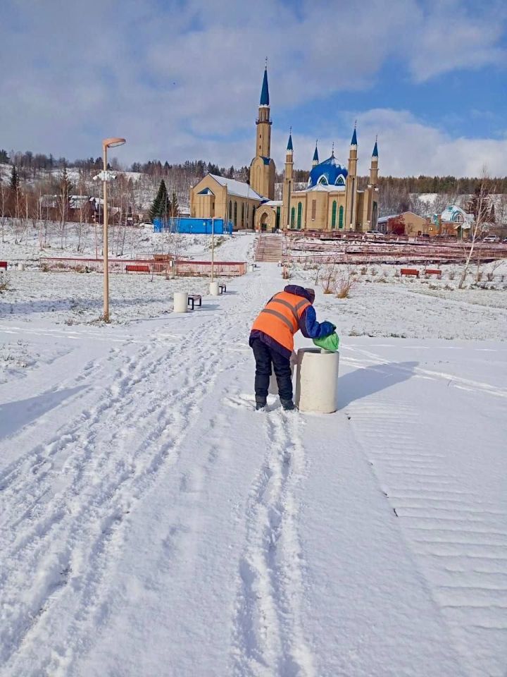 Дорожные службы Лениногорска перешли на круглосуточный режим работы