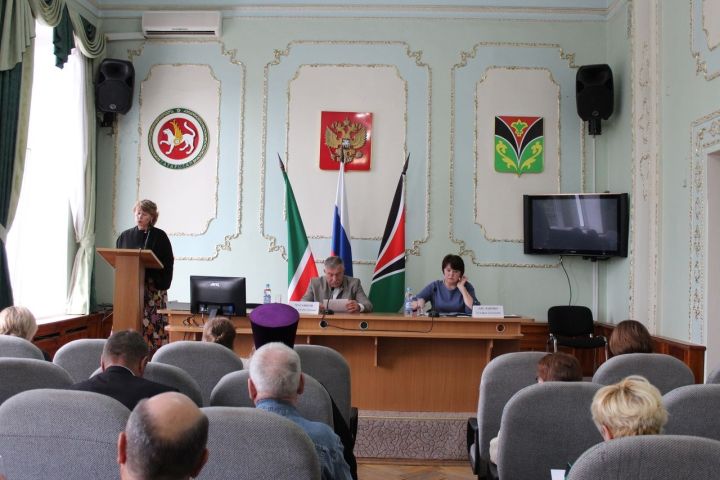 Патриотическое воспитание детей и молодёжи обсудили на очередном заседании Общественного совета Лениногорского района