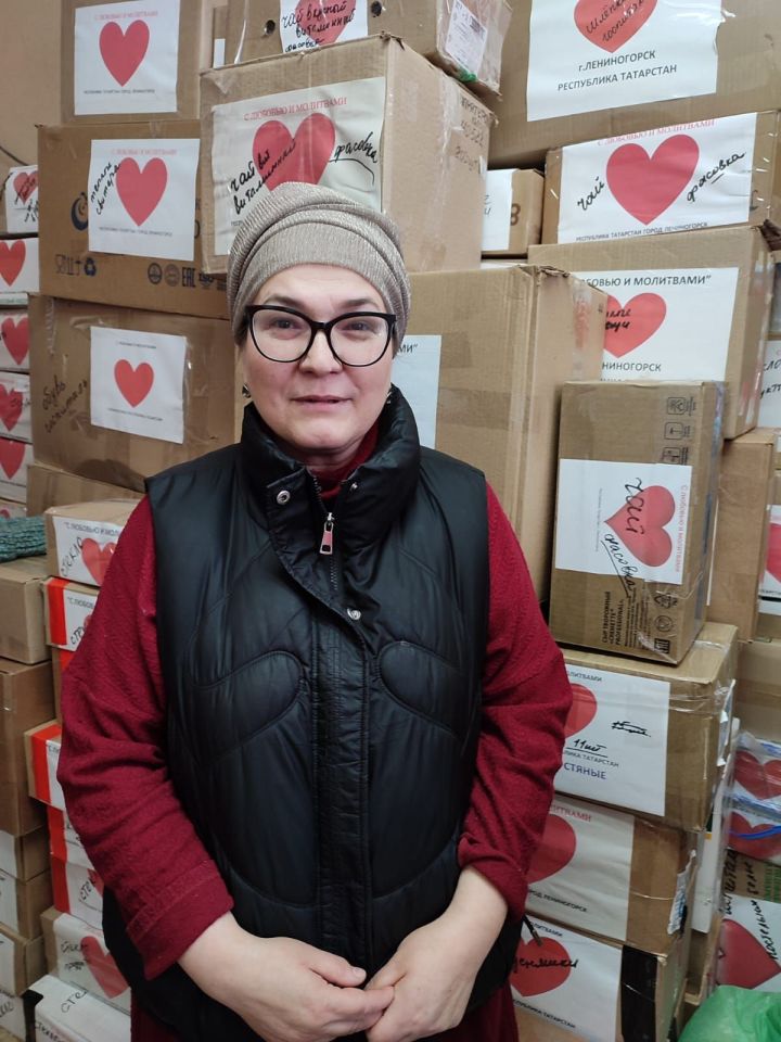 Эльмира Уламасова - руководитель группы волонтеров «С любовью и молитвами»