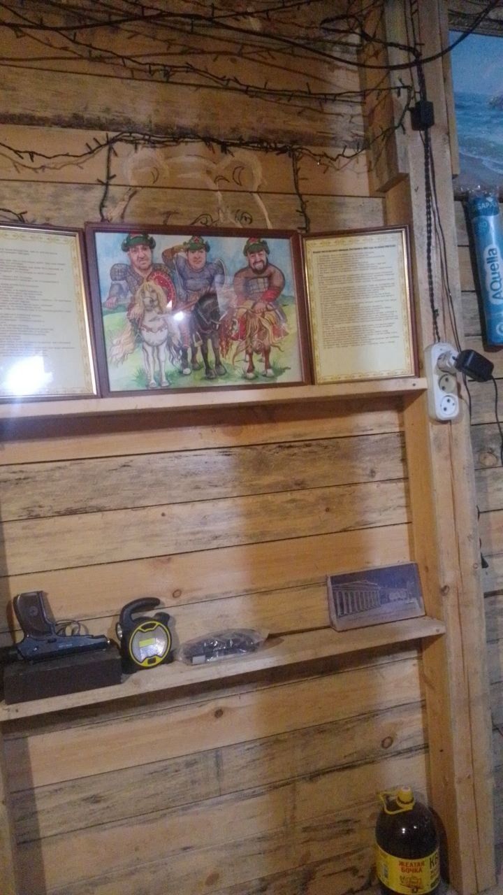 Подаренная лениногорской художницей картина, украшает сегодня блиндаж бойцов СВО