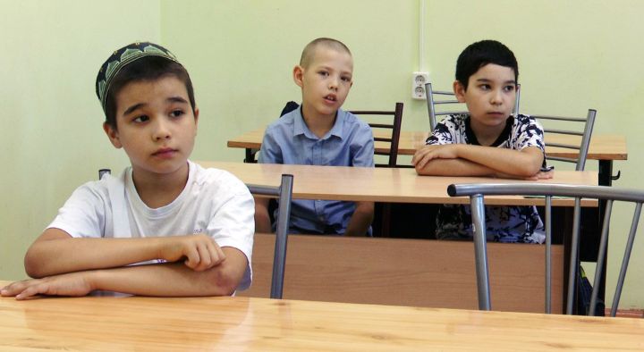 В Лениногорской мечети «ИХЛАС» проходят культурно-оздоровительные курсы для юных мусульман
