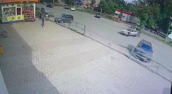 Стали известны подробности аварии со сбитым байкером в Лениногорске
