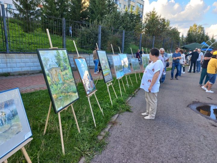 Лениногорцы торжественно отметили День Республики Татарстан, День города Лениногорска, профессиональный праздник работников нефтяной и газовой промышленности