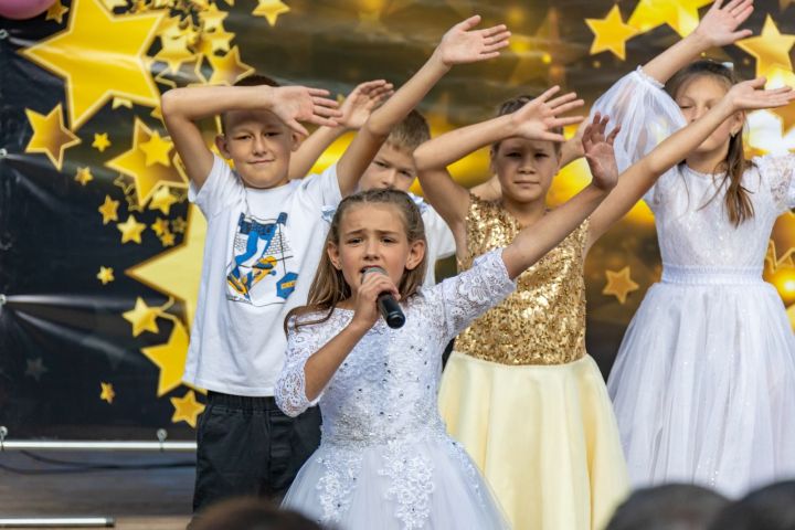 Выпускники Лениногорского детского дома вступили на порог взрослой жизни