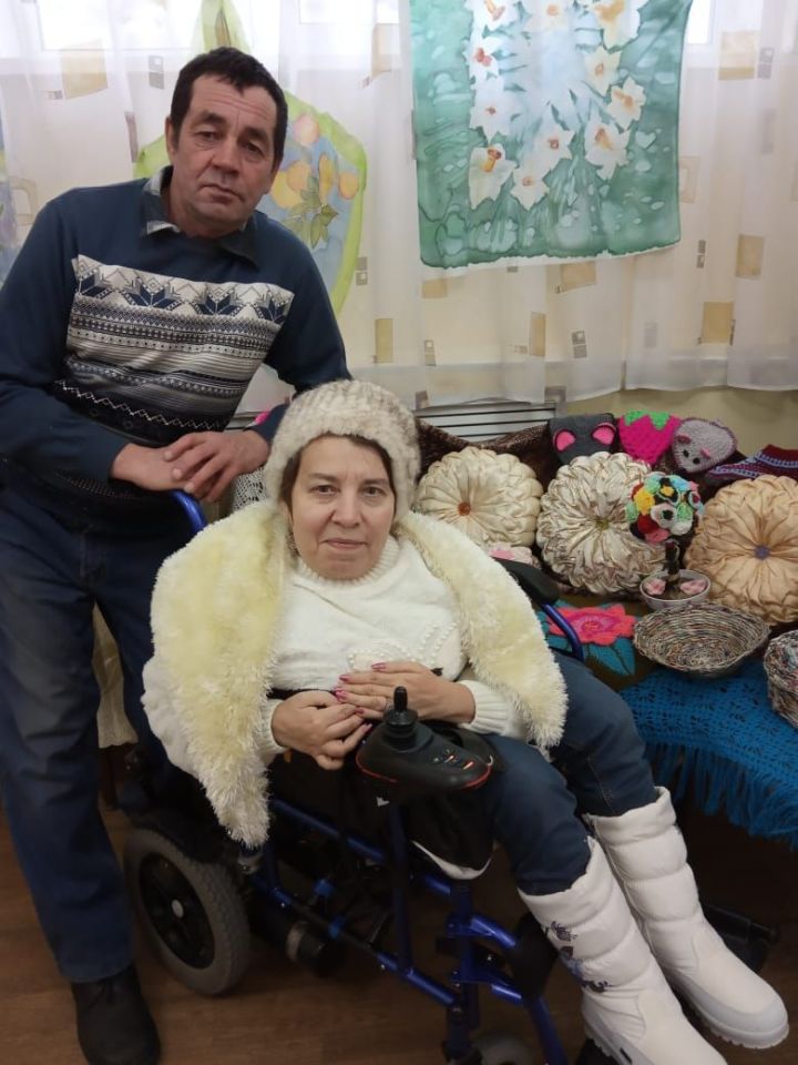 За спицы взялись даже мужчины!