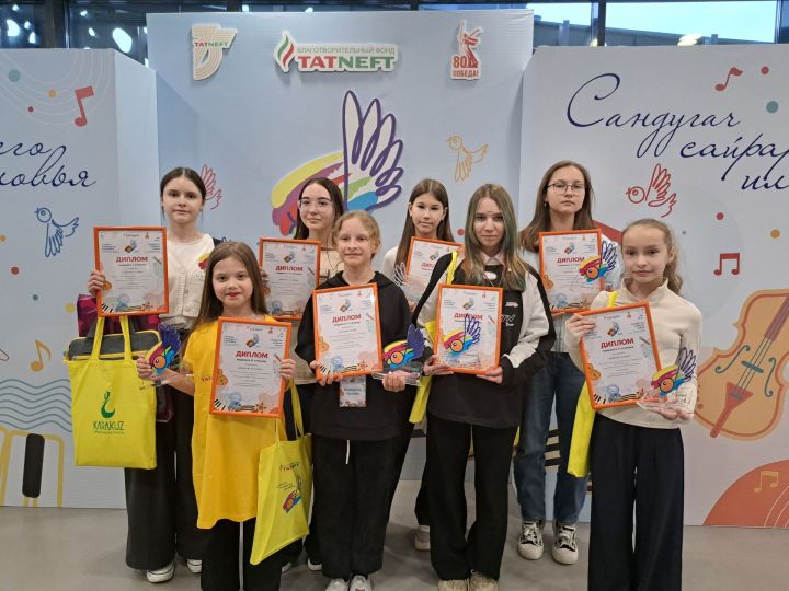 Юные художники Лениногорска заняли призовые места на фестивале «Страна поющего соловья»