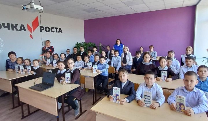 ГАИ Лениногорска проводит со школьниками беседы о правилах езды на питбайках и мотоциклах