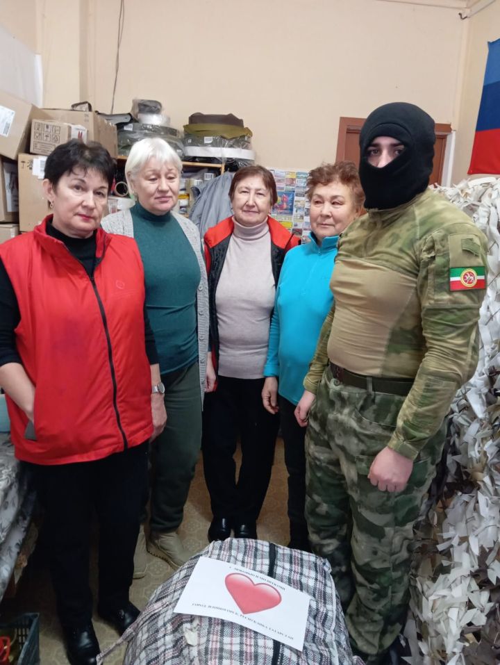 Бойцам СВО согревают сердца «пироги от мамы», изготовленные волонтером из Лениногорска Татьяной Ивановой