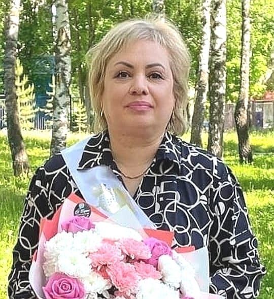 Альбина Вильданова: с ней лениногорские школьники идут к достижениям