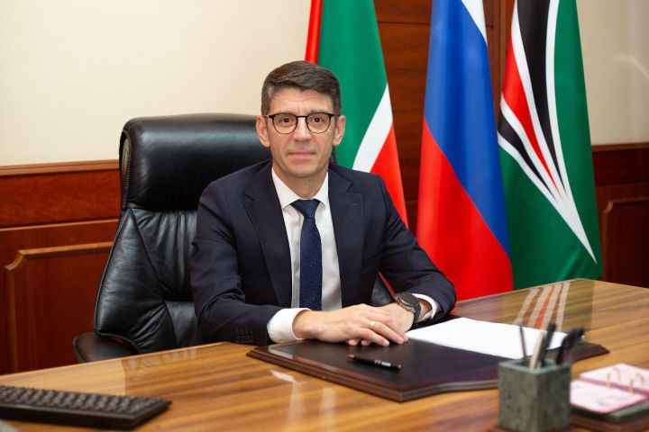 Руководитель исполкома Лениногорского района Марат Гирфанов поздравил жителей города и района с праздником