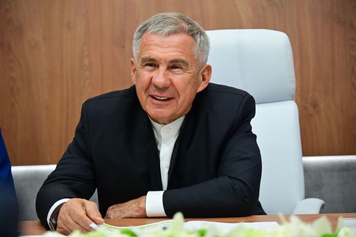 Рустам Минниханов подвел итоги работы делегации Татарстана на Петербургском международном экономическом форуме