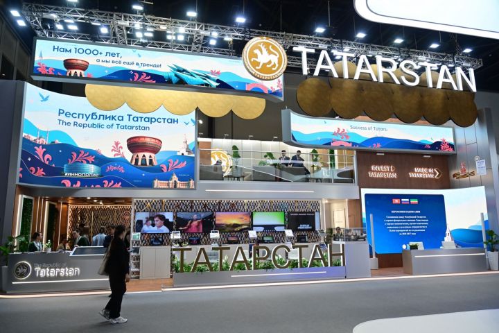 Рустам Минниханов подвел итоги работы делегации Татарстана на Петербургском международном экономическом форуме