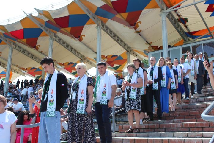 В Лениногорске на Сабантуе чествовали батыров полей