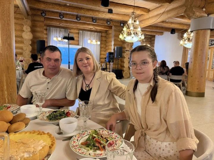 Семья из Лениногорска стала дипломантом республиканского фестиваля «Семья в НКО»
