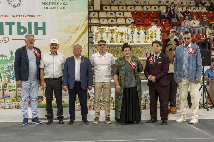 Лениногорск принял Национальную выставку собак всех пород ранга ЧЕМПИОН РКФ с особым статусом
