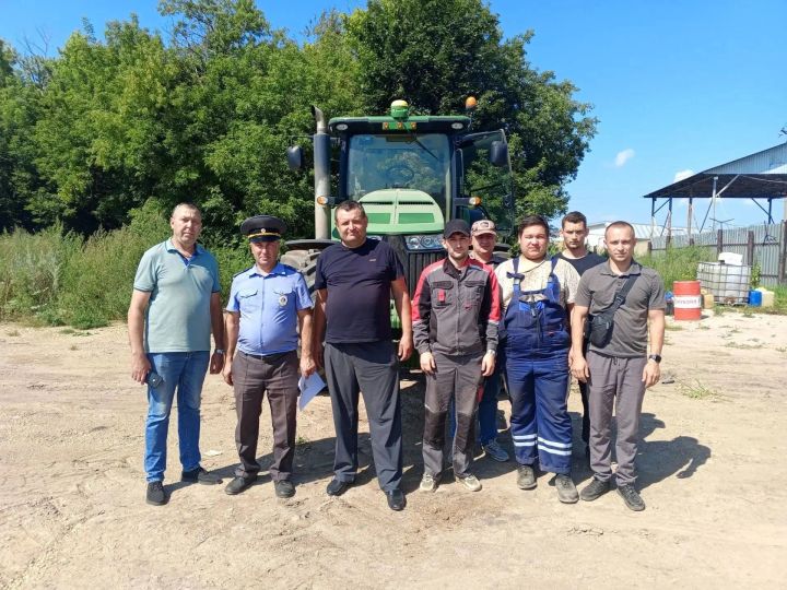 В  Лениногорске прошли экзамены на право управления самоходными машинами