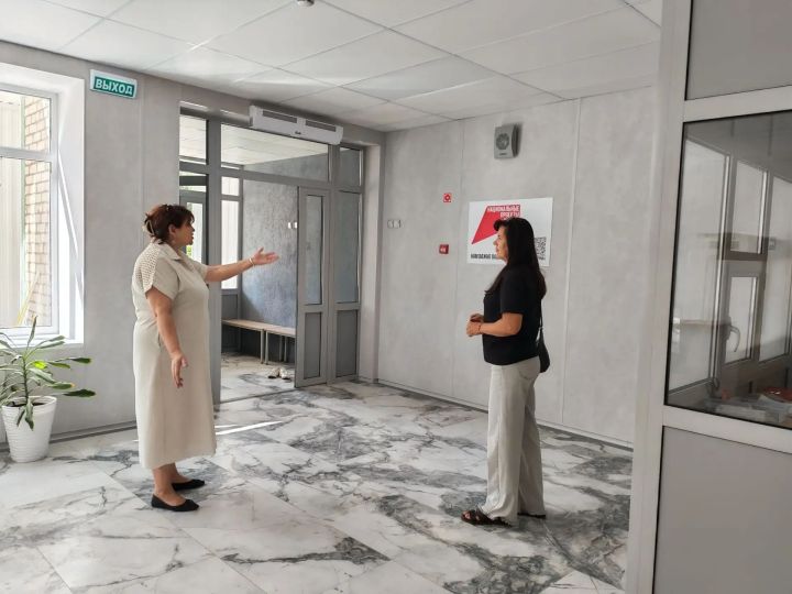 В Ивановской школе Лениногорского района провели проверку ее готовности к учебному году